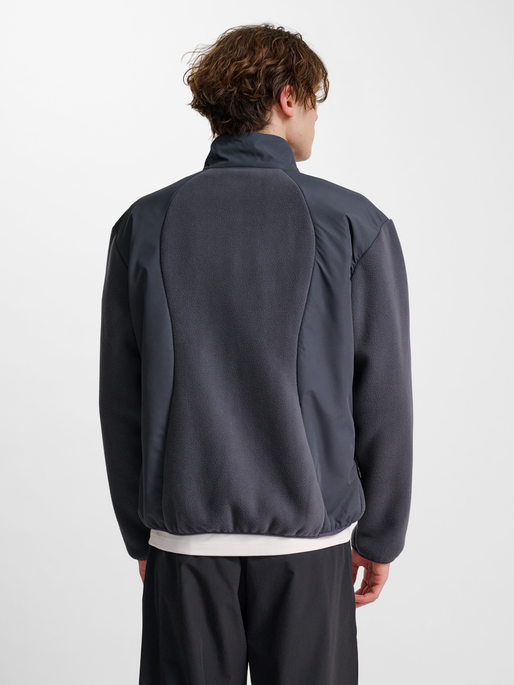 hmlHYBRID FLEECE JACKET, EBONY, model