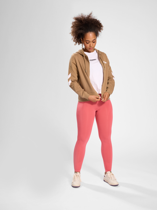 hmlLEGACY WOMAN ZIP HOODIE, TIGERS EYE, model