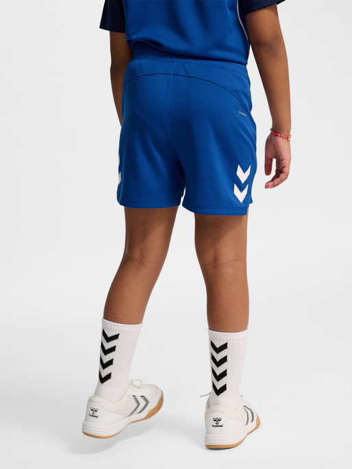 hmlLEAD 2.0 SHORTS KIDS, TRUE BLUE, model