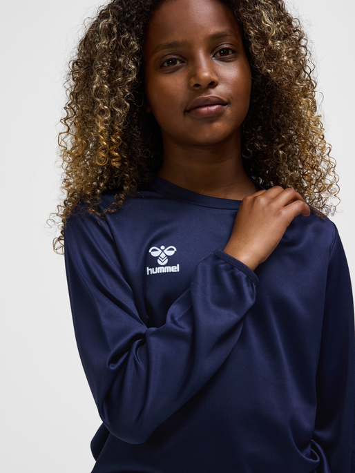 hmlESSENTIAL SWEATSHIRT KIDS, MARINE, model