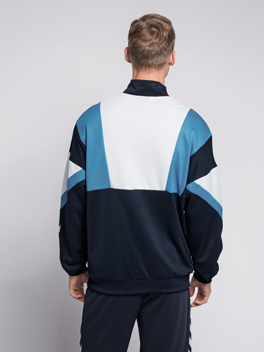 hmlDRACO HALF ZIP SWEATSHIRT, 1009, model