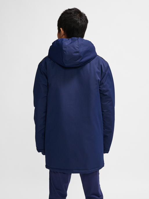 hmlAUTHENTIC BENCH JACKET KIDS, MARINE, model