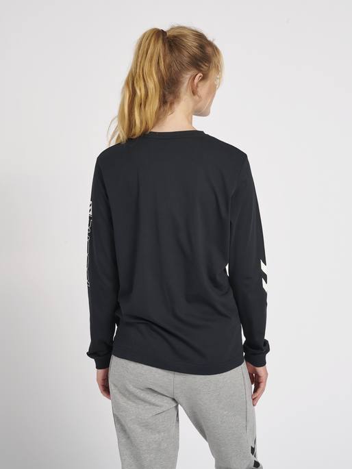 hmlLGC CRAIG T-SHIRT L/S, 2001, model