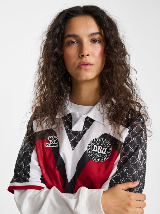 DBU-ROTATE WOMAN 25 HOME JRS SS UNI, TANGO RED, model