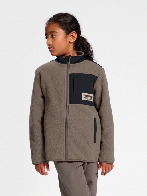 hmlDARE FLEECE JACKET, 1559, model