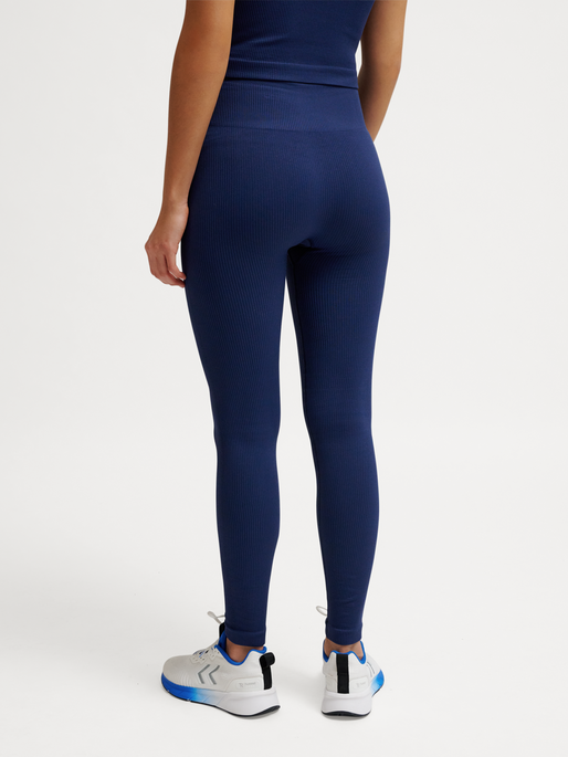 hmlPULSE SEAMLESS RIB MW TIGHTS, DRESS BLUES, model