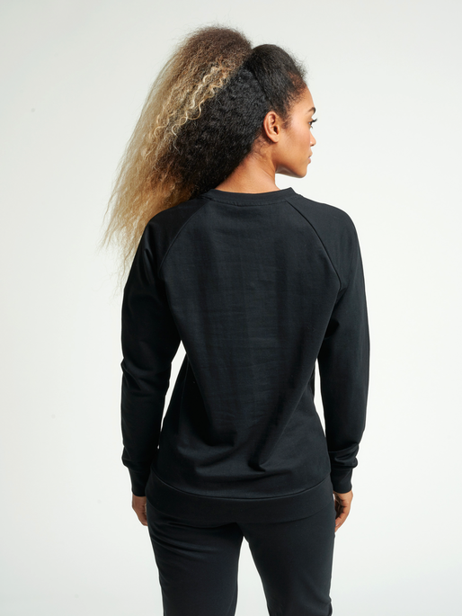 HMLGO COTTON LOGO SWEATSHIRT WOMAN, BLACK, model