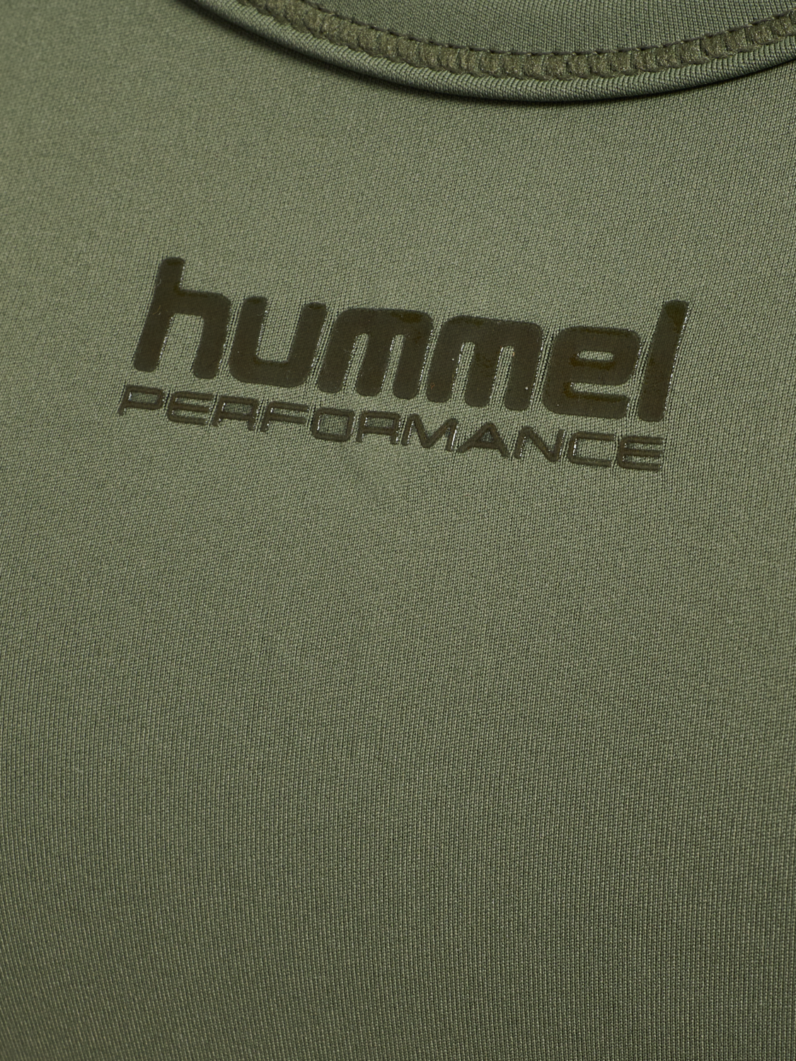 hmlHIIT INTENSITY W TOP, DEEP LICHEN GREEN, packshot