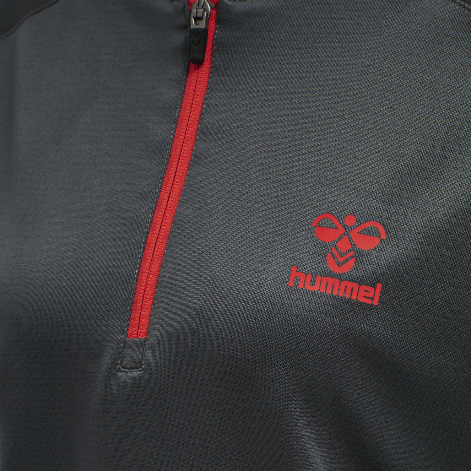 hmlACTION POLY HALF ZIP SWEAT WOMAN, EBONY/FLAME SCARLET, packshot