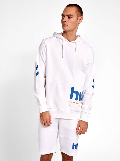 hmlLGC MANFRED HOODIE, 9001, model