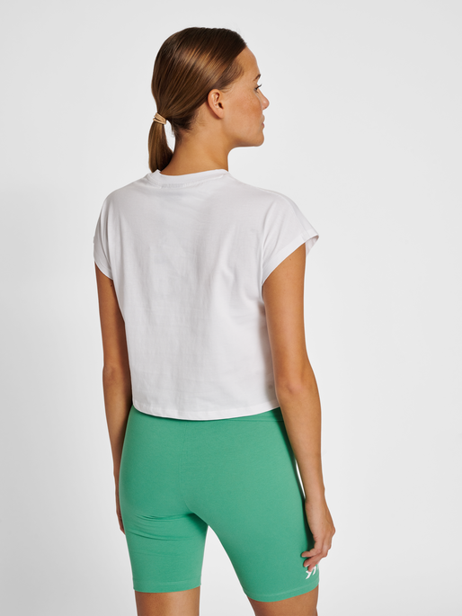 hmlLGC JUNE CROPPED T-SHIRT, WHITE, model