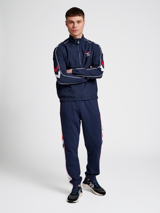 hmlIC BELVILLE WOV. HALF ZIP JACKET, PEACOAT, model