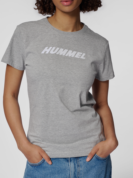 hmlELEMENTAL LOGO COTTON TEE WOMAN, GREY MELANGE, model