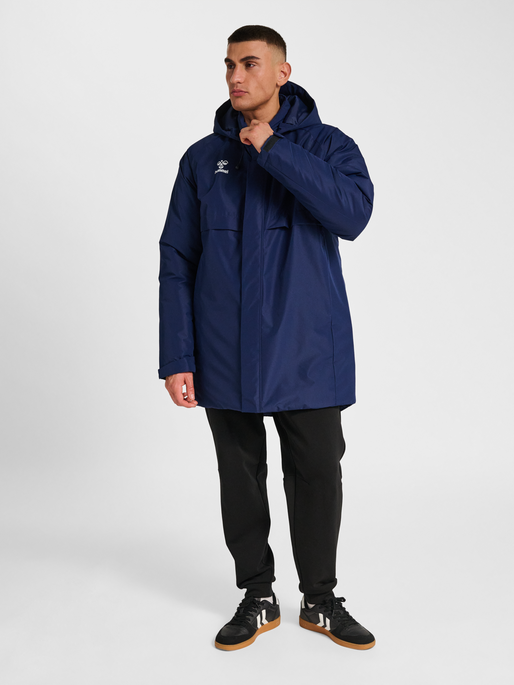 hmlGO PARKA JACKET, MARINE, model