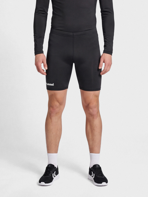 hmlBL ESSENTIAL SHORT TIGHTS, BLACK, model