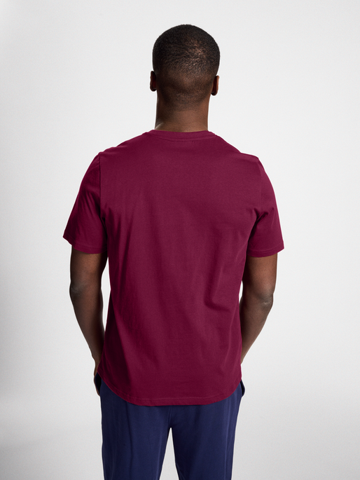 hmlIC TERRY T-SHIRT, 3661, model