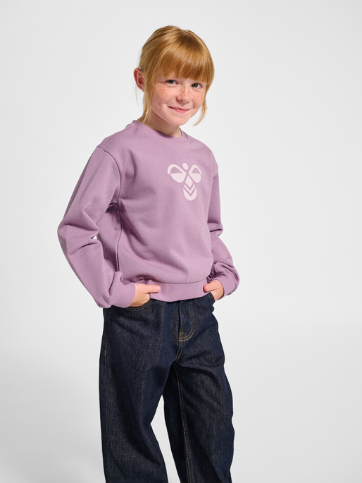 hmlJR MUSSE SWEATSHIRT, LAVENDER MIST, model