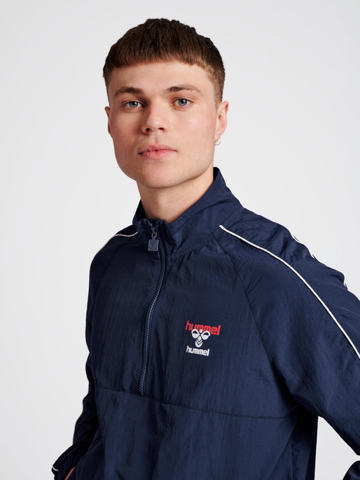 hmlIC BELVILLE WOV. HALF ZIP JACKET, PEACOAT, model