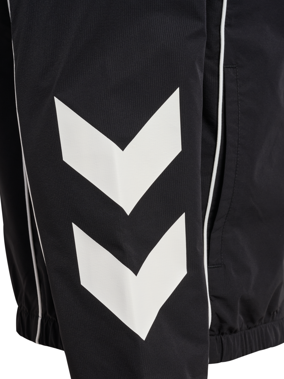 hmlI-D RIPSTOP M TRACK JACKET, BLACK BEAUTY, packshot