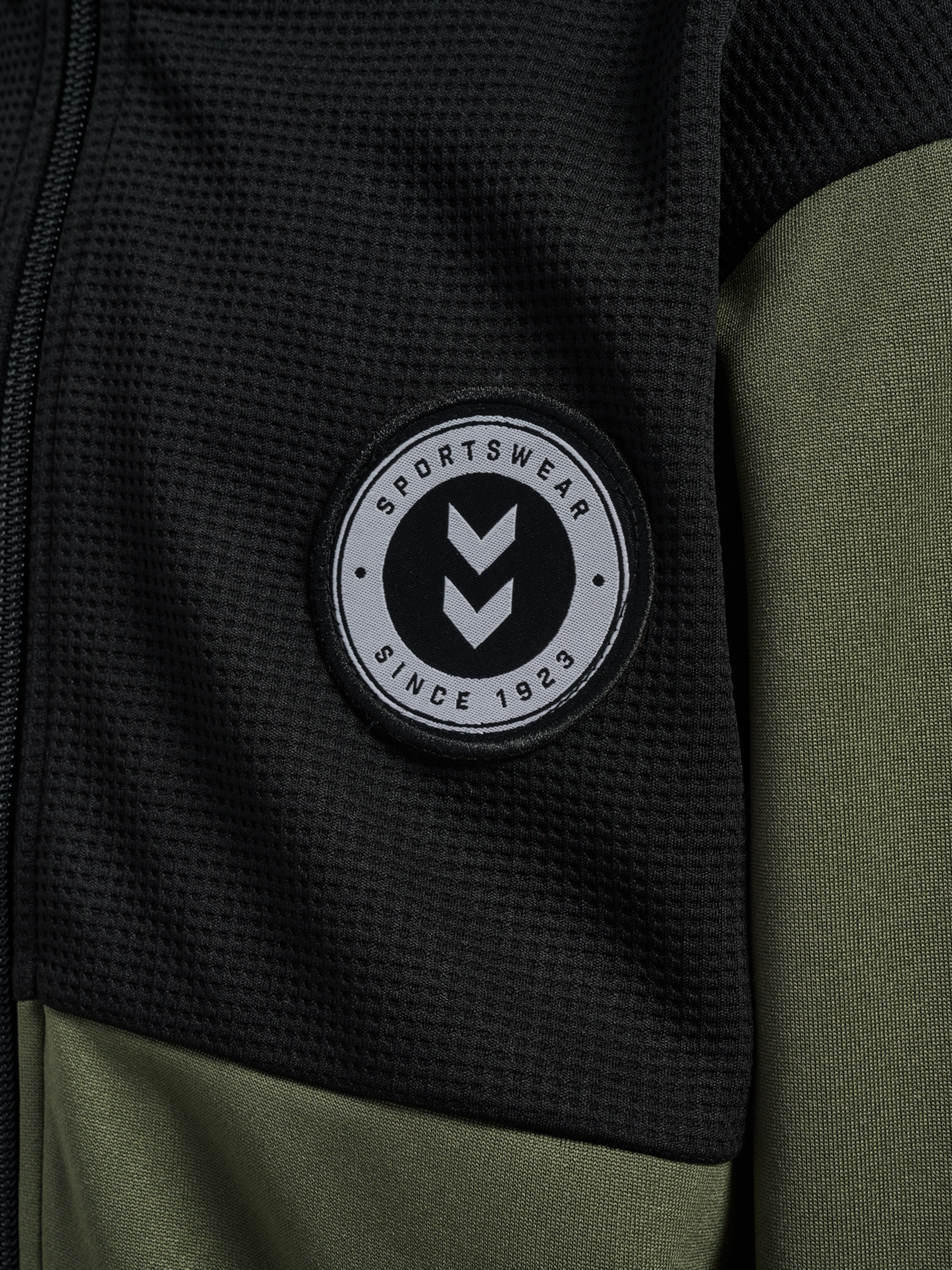 hmlODIN ZIP JACKET, DUSTY OLIVE, packshot