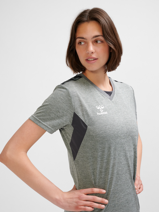 hmlAUTHENTIC PL JERSEY S/S WOMAN, GREY MELANGE, model