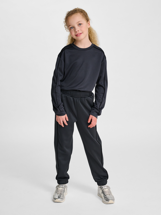 hmlJR INTERLOCK ADJUST PANTS, EBONY, model