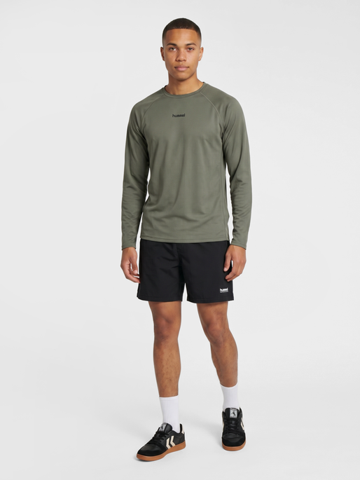 hmlMOMENTUM T-SHIRT L/S, CASTOR GRAY, model