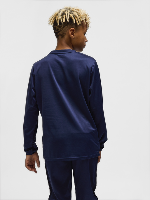 hmlESSENTIAL SWEATSHIRT KIDS, MARINE, model