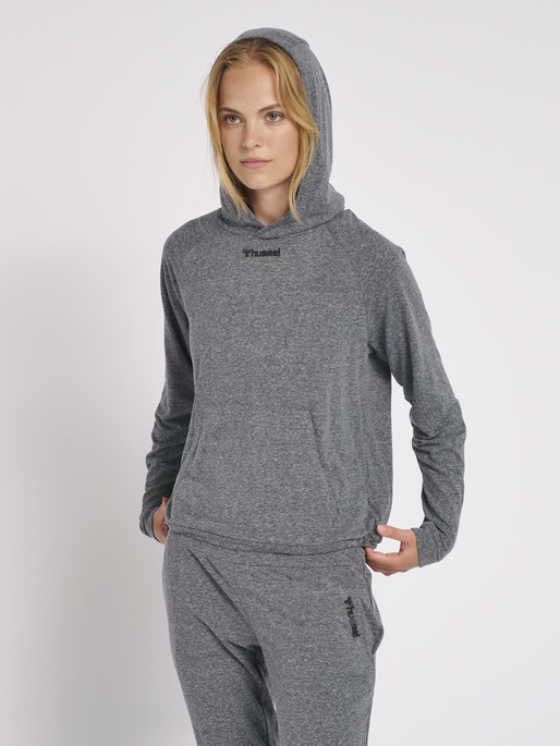 hmlZANDRA HOODIE, 2508, model
