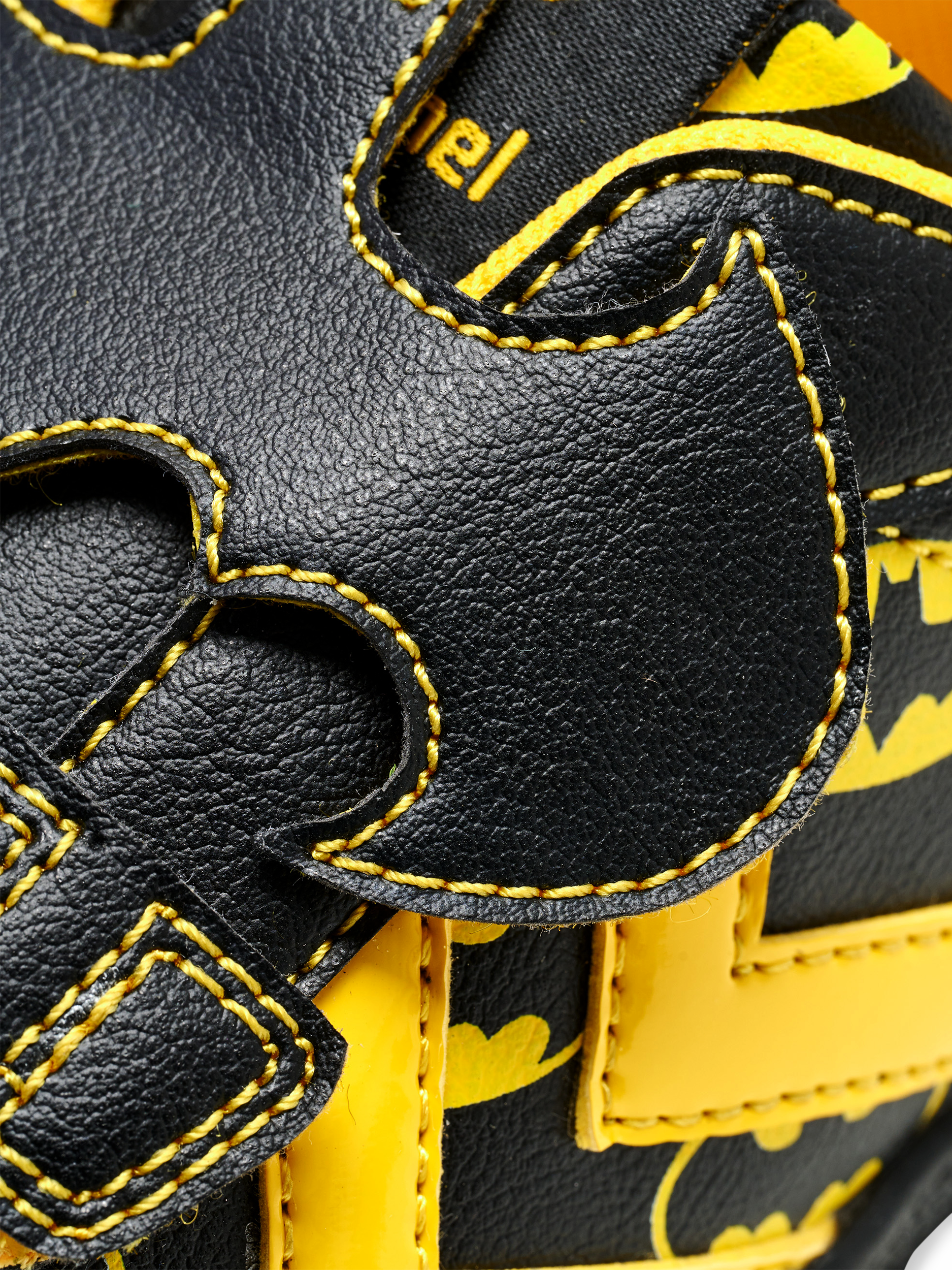 BATMAN JET COURT LOW, BLACK, packshot