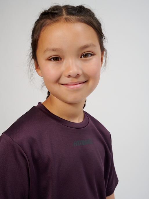 hmlMULTI PL JERSEY KIDS, PLUM PERFECT, model