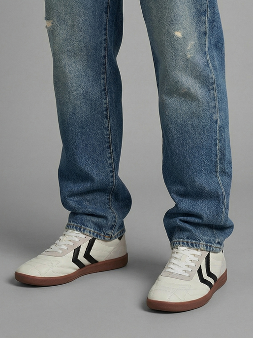 SUPER MATCH, WHITE/BLACK, model