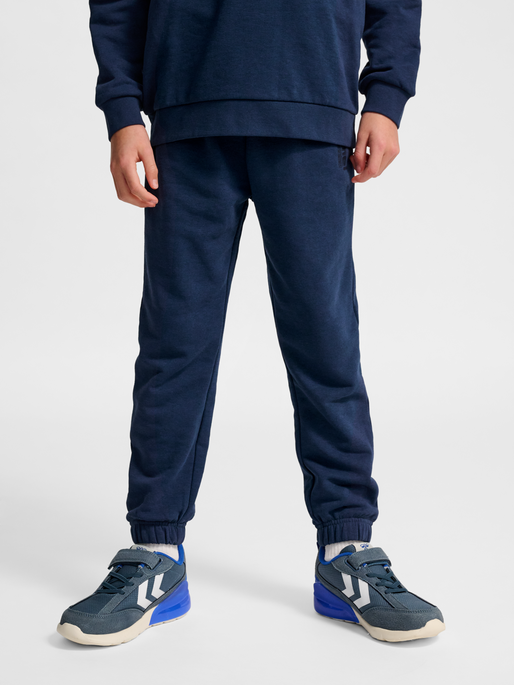 hmlJR BASE REGULAR PANTS, DRESS BLUES, model