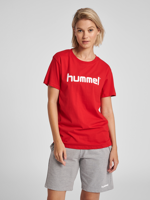 HMLGO COTTON LOGO T-SHIRT WOMAN S/S, TRUE RED, model