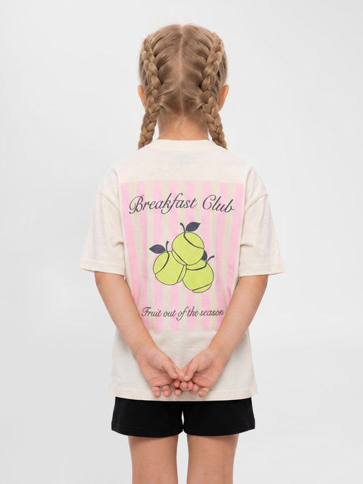 hmlMIO BOXY T-SHIRT S/S, PINK LADY, model