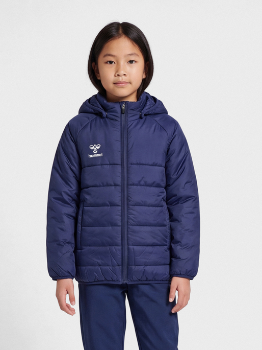 hmlGO QUILTED HOOD JACKET KIDS, MARINE, model