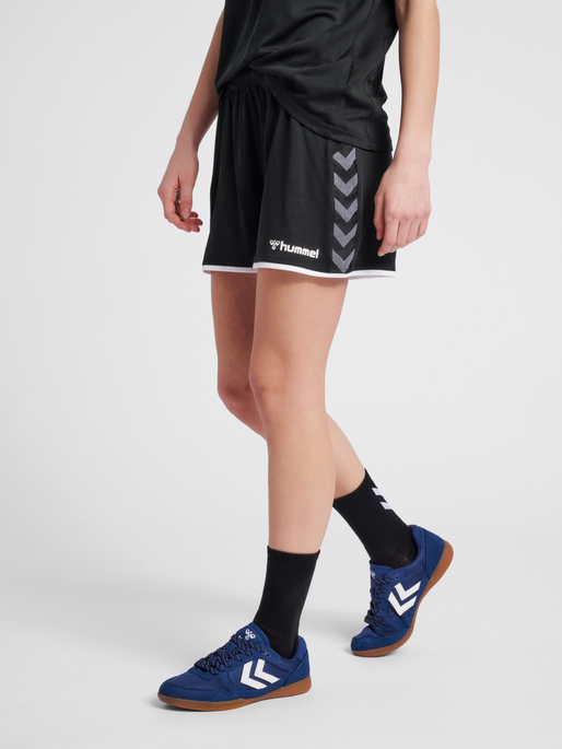 hmlAUTHENTIC POLY SHORTS WOMAN, BLACK/WHITE, model