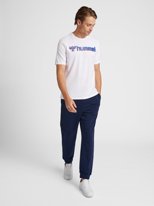 hmlIC DAYTON REGULAR PANTS, PEACOAT, model