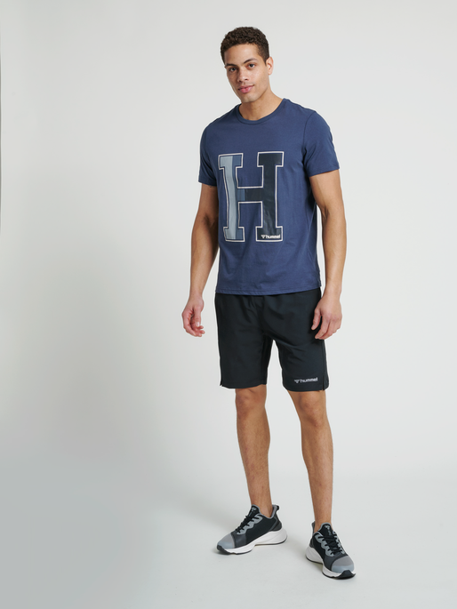 hmlTORIN SHORTS, 2001, model