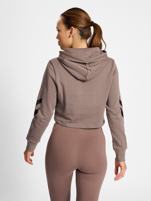 hmlLEGACY WOMAN CROPPED HOODIE, IRON, model