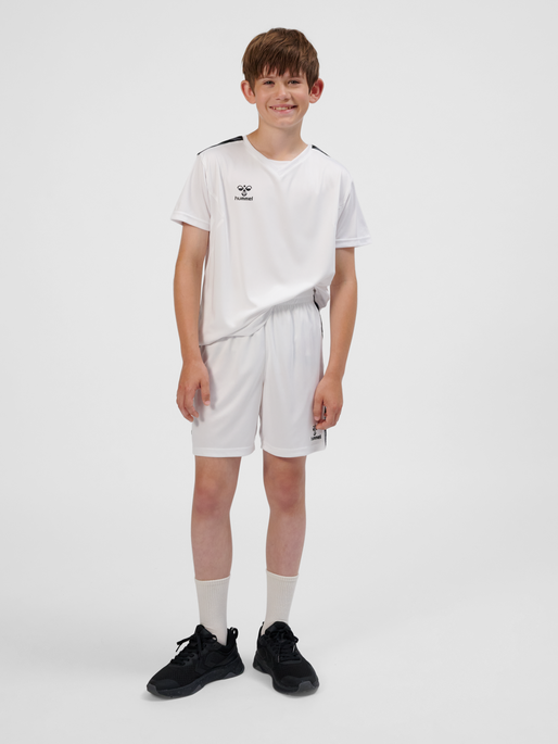 hmlAUTHENTIC PL SHORTS KIDS, WHITE, model