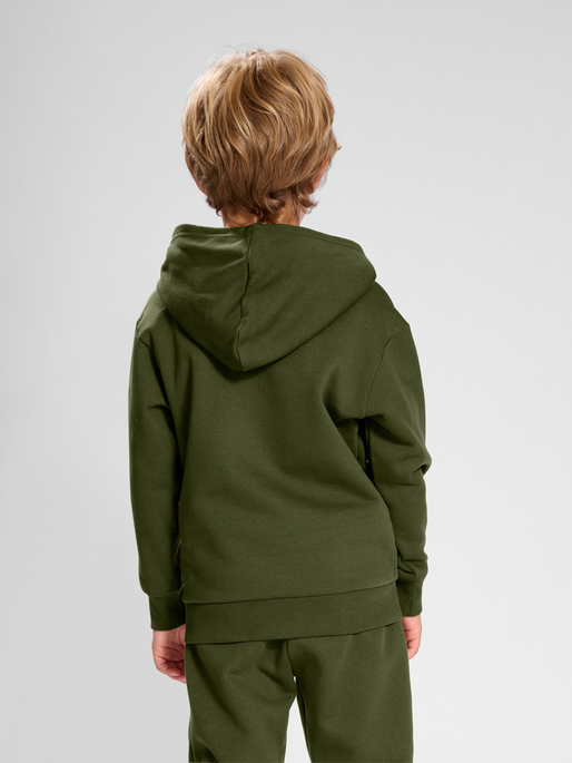 hmlDARE HOODIE, 6453, model