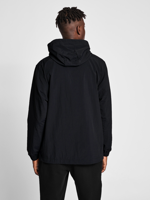 hmlLP10 BOXY WOV ZIP JACKET, BLACK, model