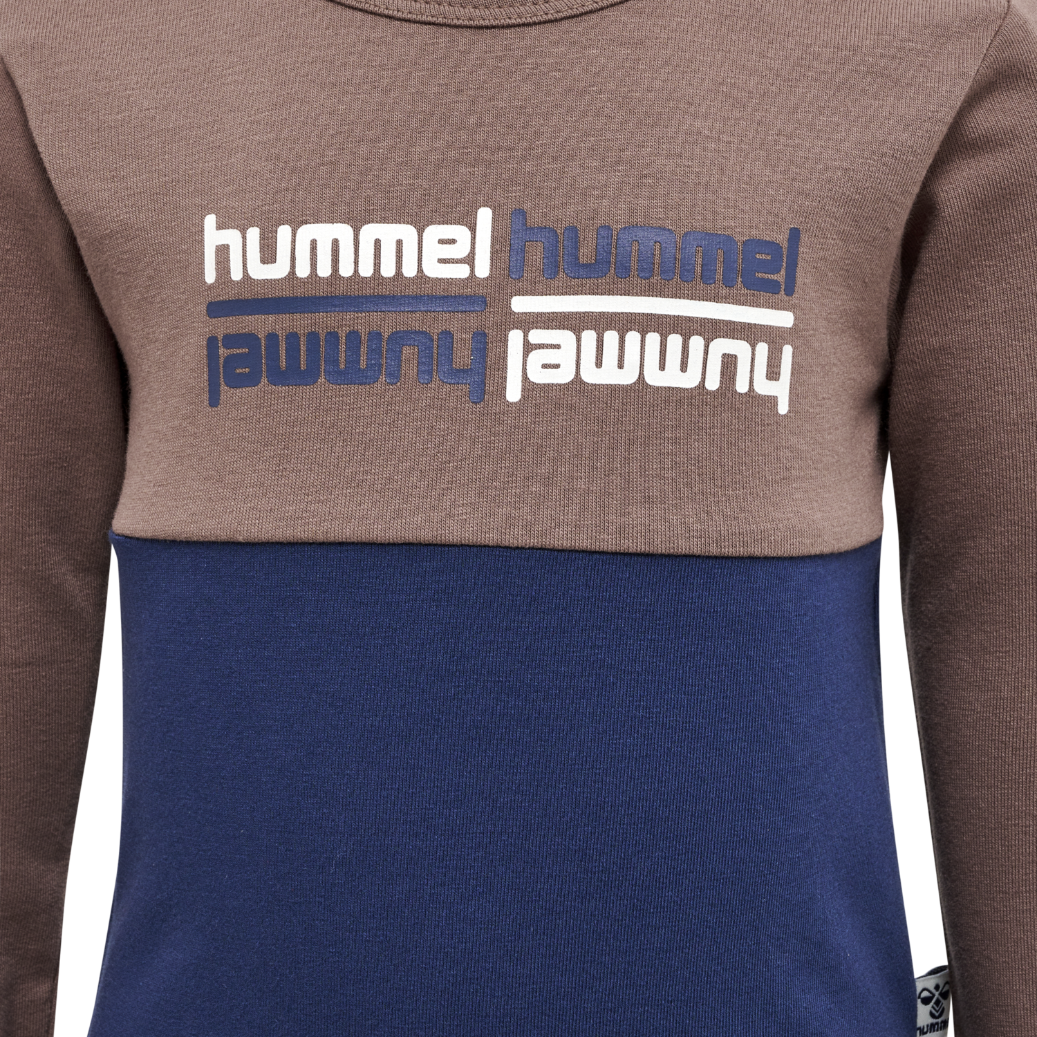 hmlHANS BODY L/S, DEEP TAUPE, packshot