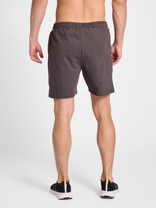 hmlOFFGRID COTTON SHORTS, FORGED IRON/JET BLACK, model