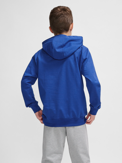 hmlGO 2.0 HOODIE KIDS, TRUE BLUE, model