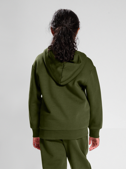 hmlDARE HOODIE, 6453, model