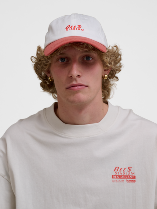 hmlBASEBALL CAP STADIUM, TOFU/PAPRIKA, model