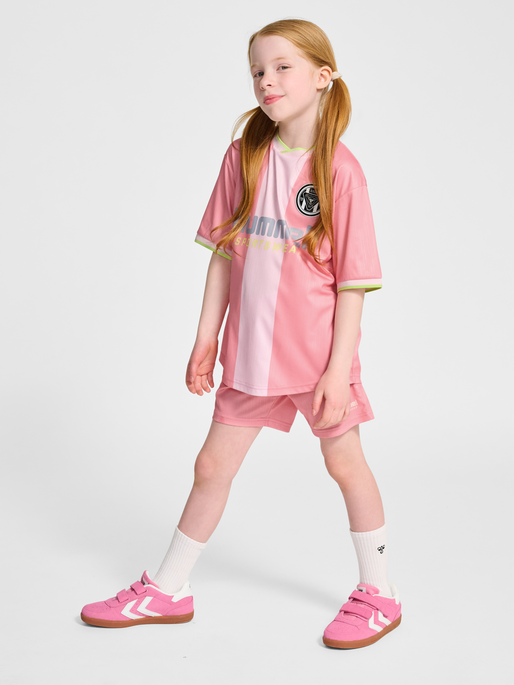 hmlJR LOOSE BALL  JERSEY S/S, PEONY, model