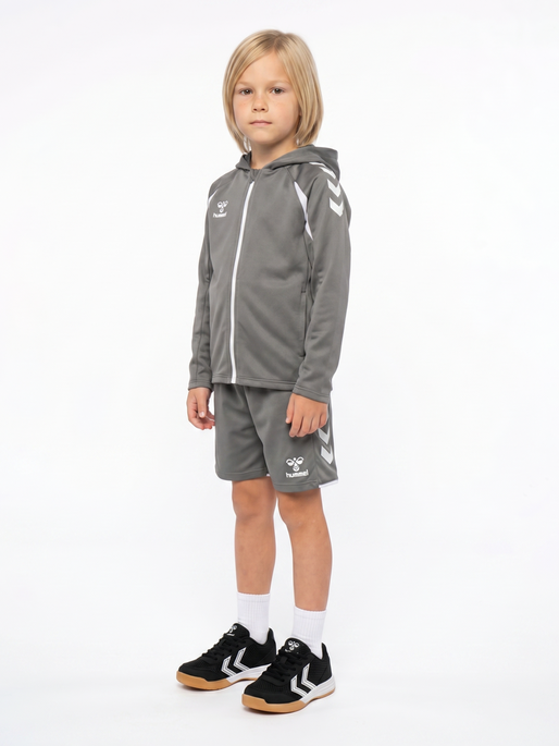 hmlCORE 2.0 ZIP HOODIE KIDS, STEEL GRAY/WHITE, model